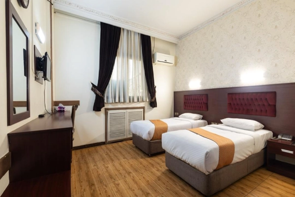 اتاق دو تخته توئین هتل امید تهرانرزرو هتل-های